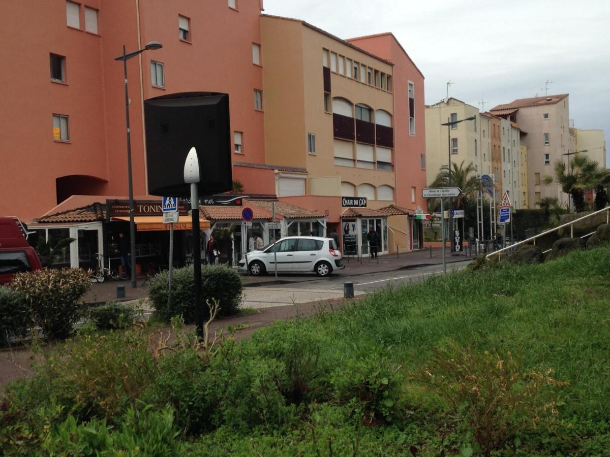 Beau Studio Au Centre Port Du Cap D'Agde Extérieur photo